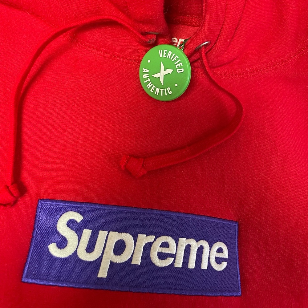 Supreme FW17 Red Purple Box Logo - Size Medium - Like New